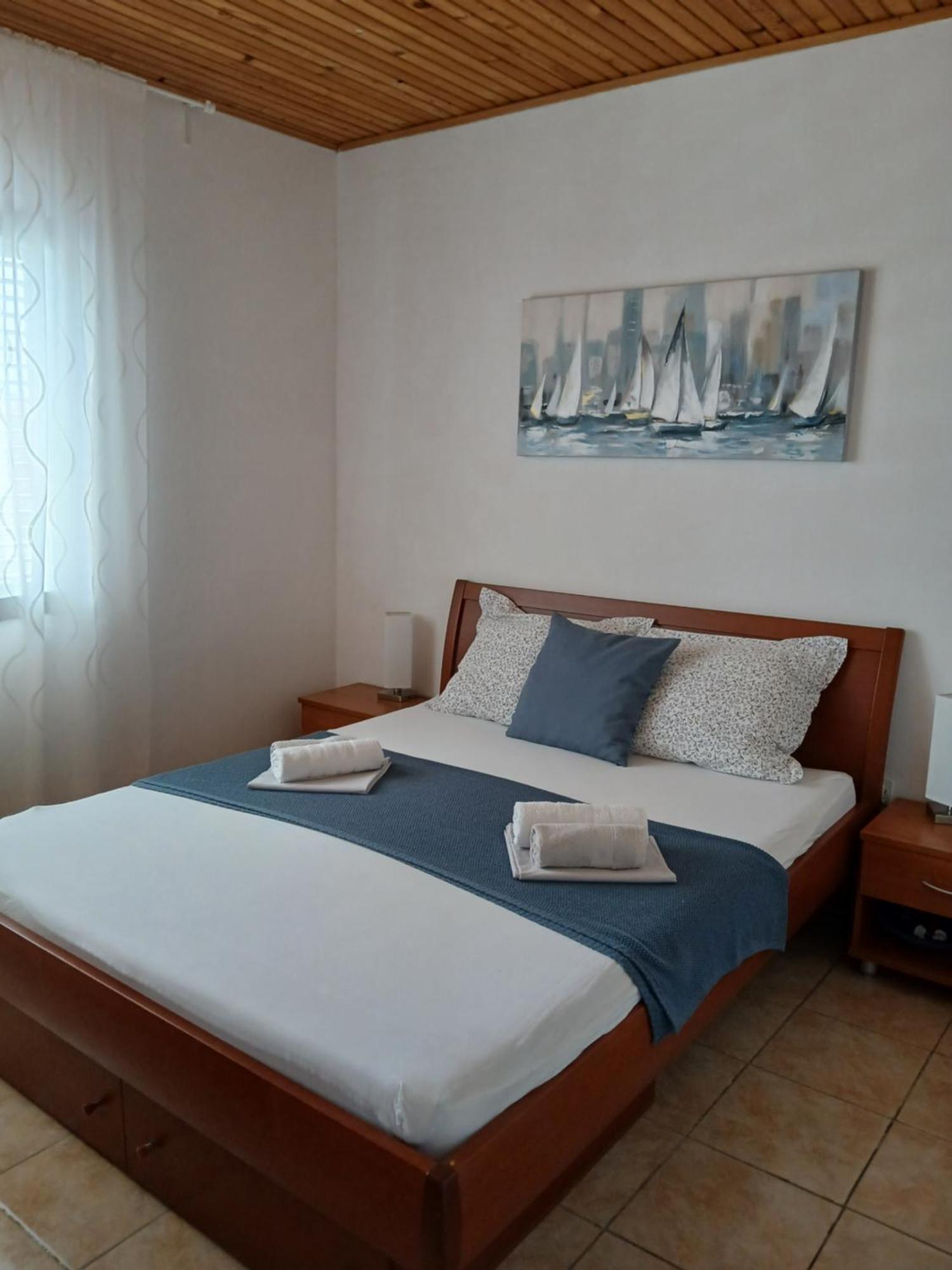 Apartment Dragas *